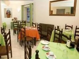 Residencial Queimada De Baixo Gasthof 4*