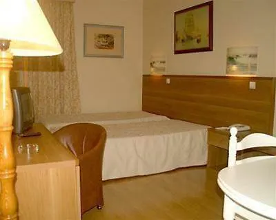 Residencial Queimada De Baixo Gasthof 4*